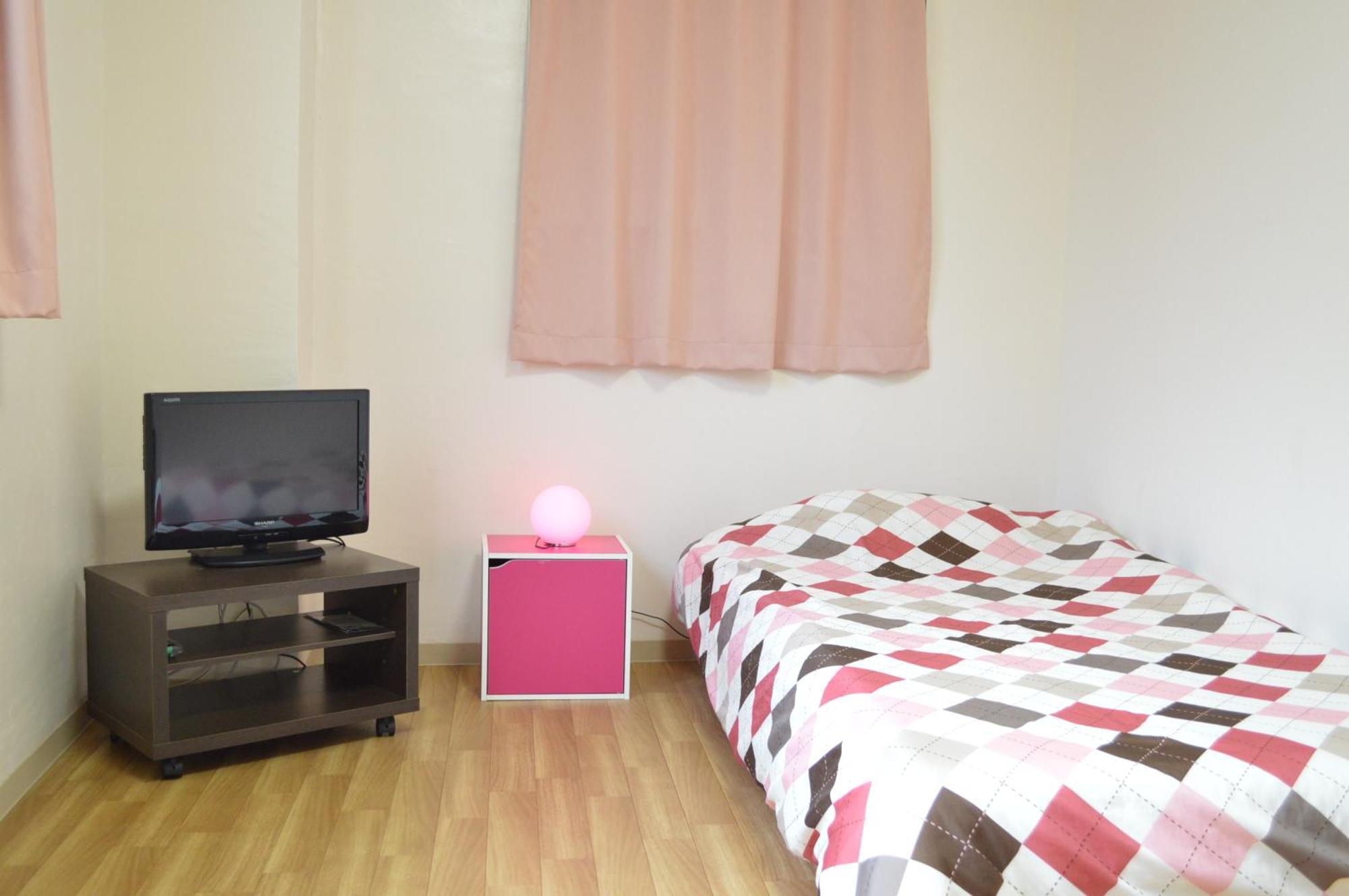 Guest House Fukutomi - Female Only Naha Rum bild